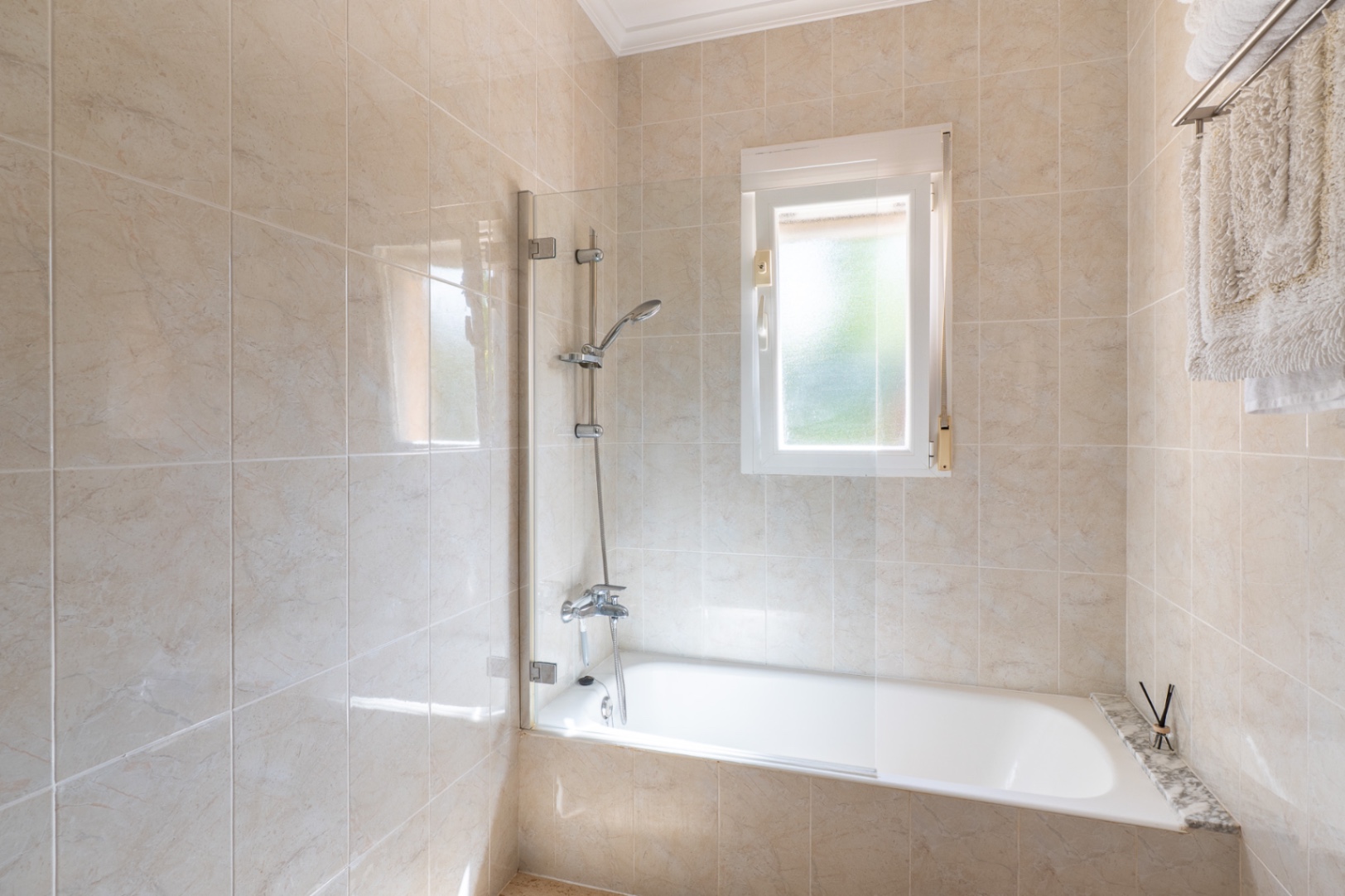 Beautiful Renovated Mediterranean Villa in La Guardia Park, Javea