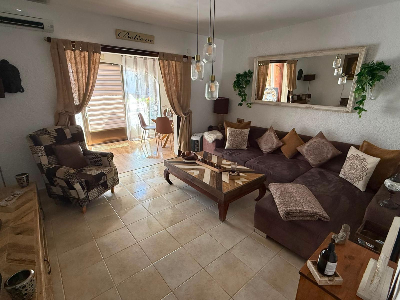 Encantador apartamento de 2 dormitorios en venta en Jávea, Toscamar.